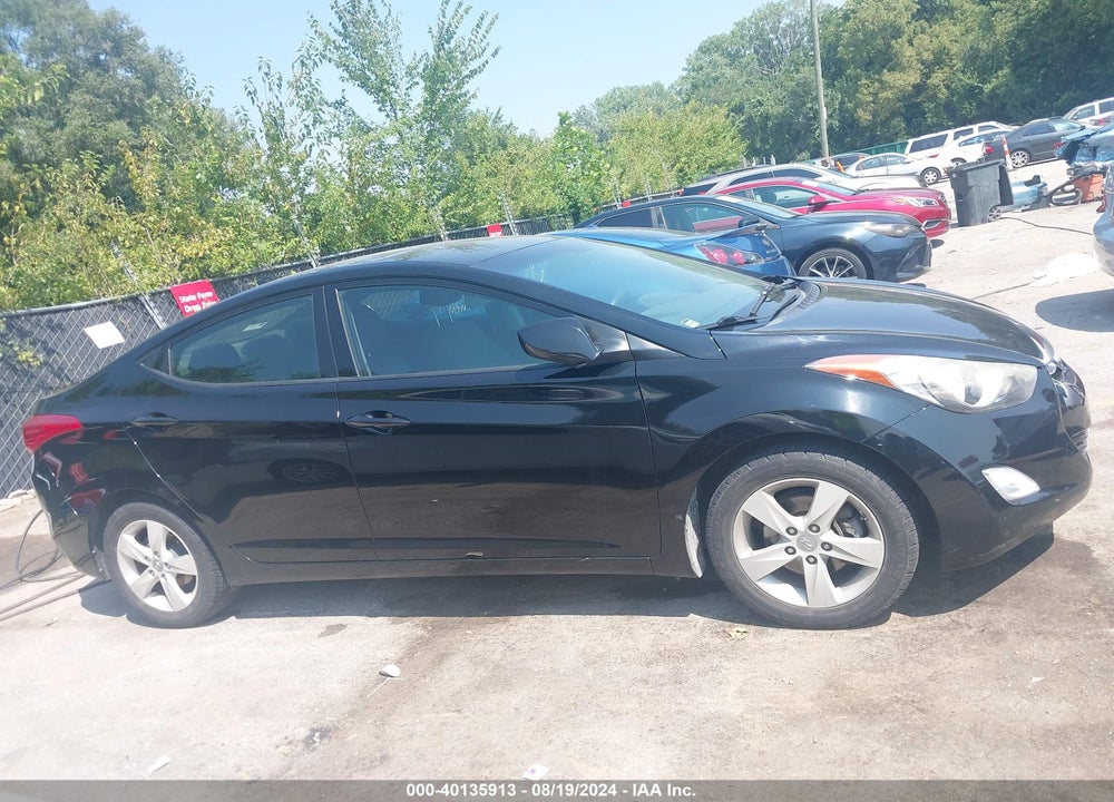 2013 HYUNDAI ELANTRA GLS VIN: KMHDH4AE8DU007106