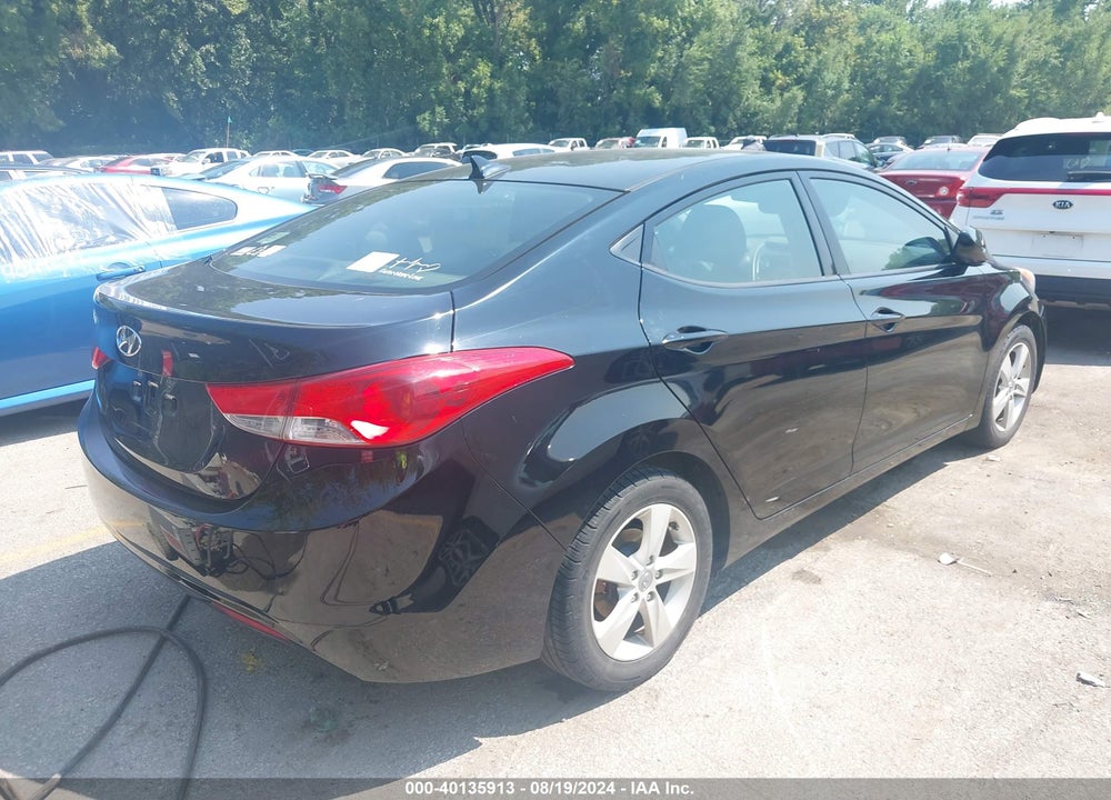2013 HYUNDAI ELANTRA GLS VIN: KMHDH4AE8DU007106