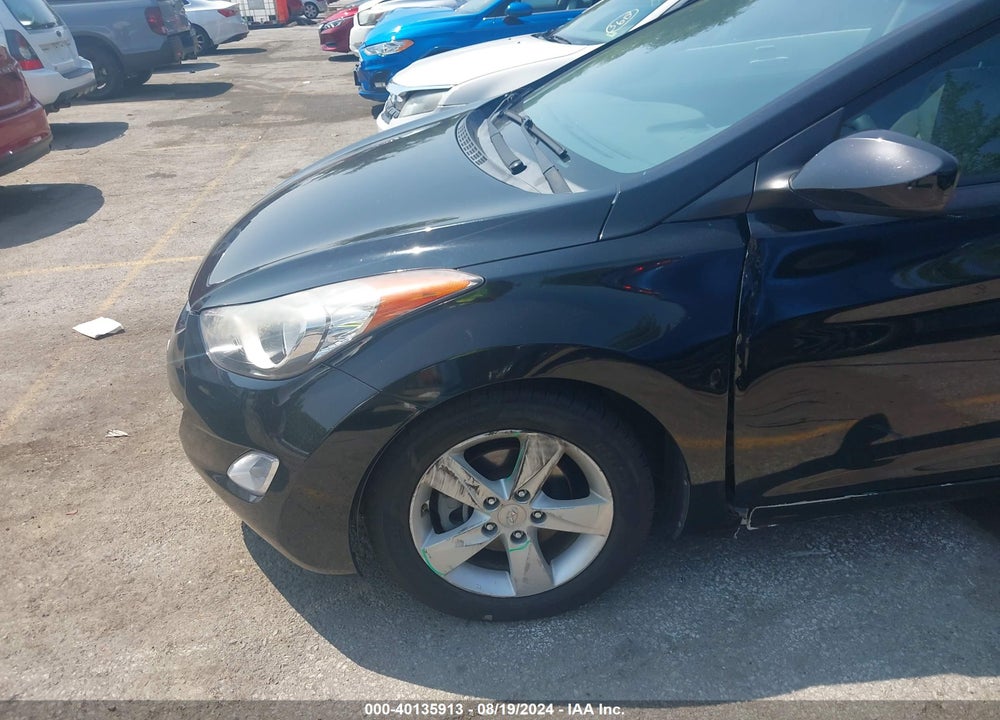 2013 HYUNDAI ELANTRA GLS VIN: KMHDH4AE8DU007106
