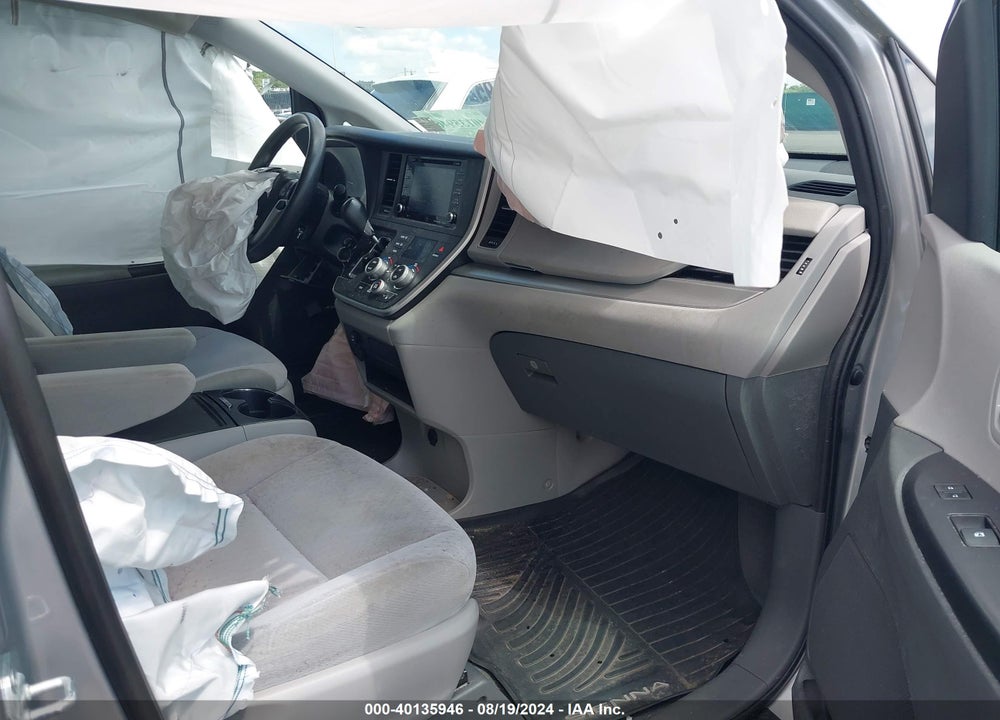 2020 TOYOTA SIENNA LE VIN: 5TDKZ3DC8LS083831