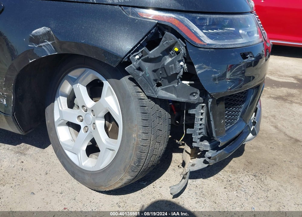 2018 LAND ROVER RANGE ROVER SPORT HSE TD6 VIN: SALWR2RK8JA182048