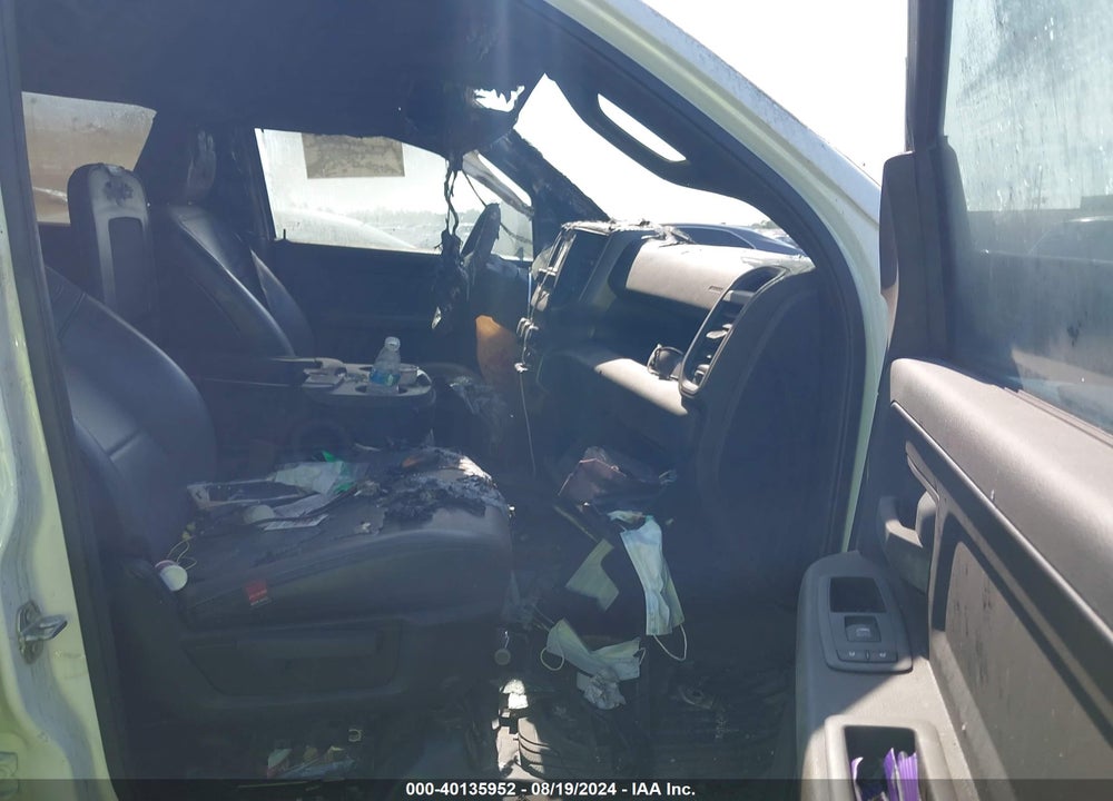 2022 RAM 2500 TRADESMAN 4X2 8' BOX VIN: 3C6UR4HJ3NG296430