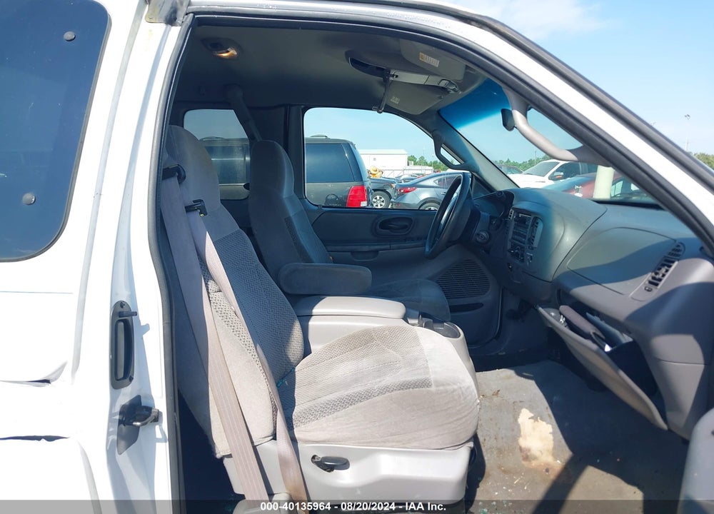 2000 FORD F-150 WORK SERIES/XL/XLT VIN: 1FTZX1720YKA57203