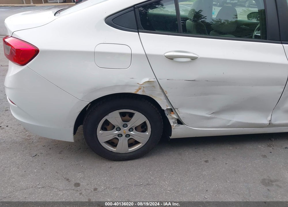 2018 CHEVROLET CRUZE LS AUTO VIN: 1G1BC5SM3J7213507