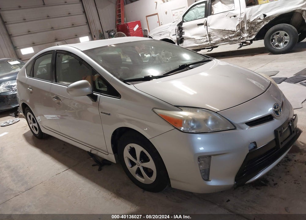 2013 TOYOTA PRIUS TWO VIN: JTDKN3DU2D5627056