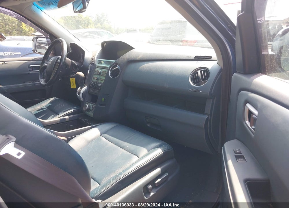 2009 HONDA PILOT TOURING VIN: 5FNYF38829B006880