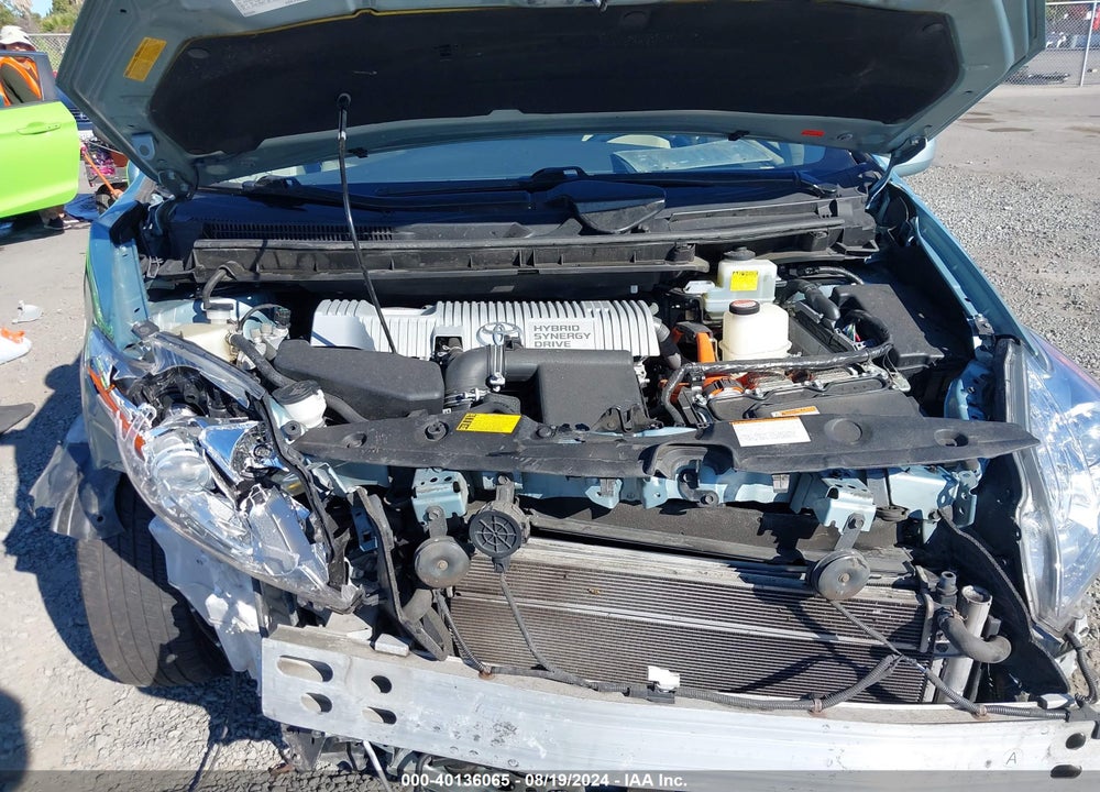 2015 TOYOTA PRIUS VIN: JTDKN3DU4F1907586