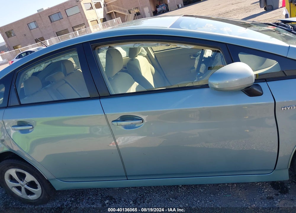 2015 TOYOTA PRIUS VIN: JTDKN3DU4F1907586