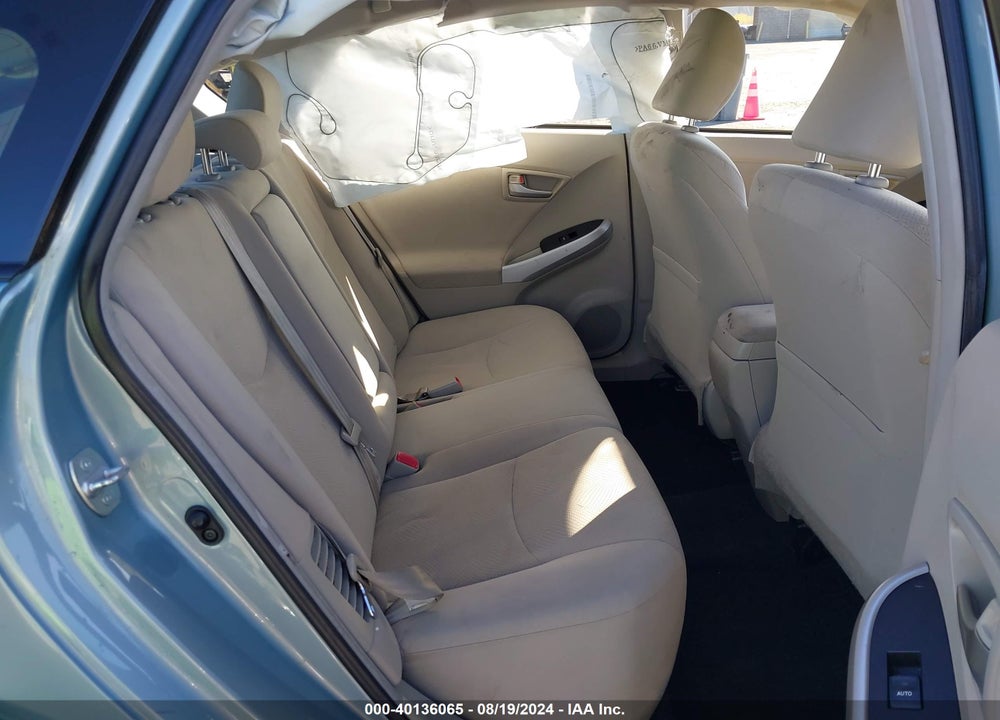 2015 TOYOTA PRIUS VIN: JTDKN3DU4F1907586