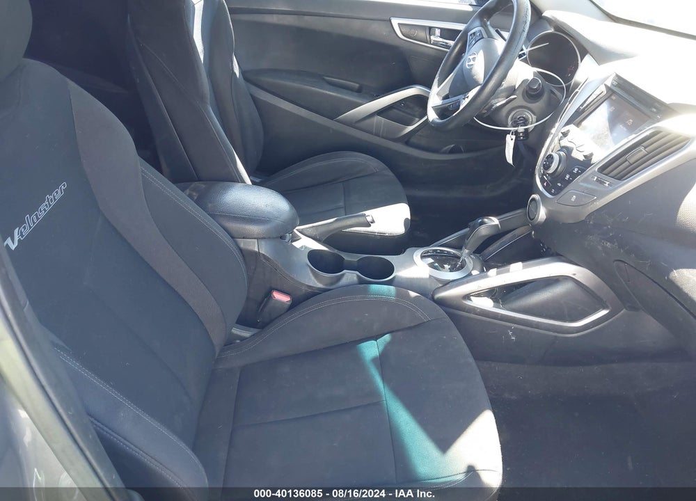 2016 HYUNDAI VELOSTER VIN: KMHTC6AD5GU287391