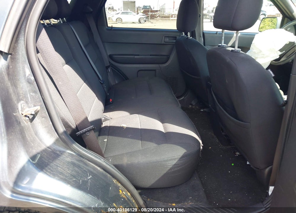 2008 FORD ESCAPE XLT VIN: 1FMCU93Z18KE00483