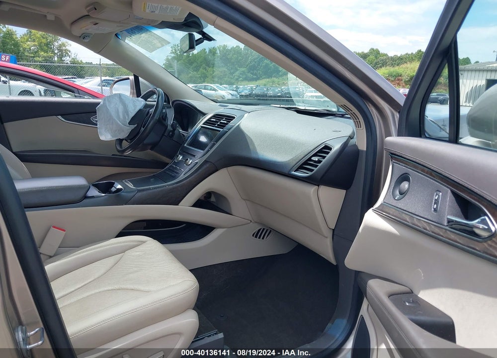2019 LINCOLN NAUTILUS RESERVE VIN: 2LMPJ8L94KBL32139