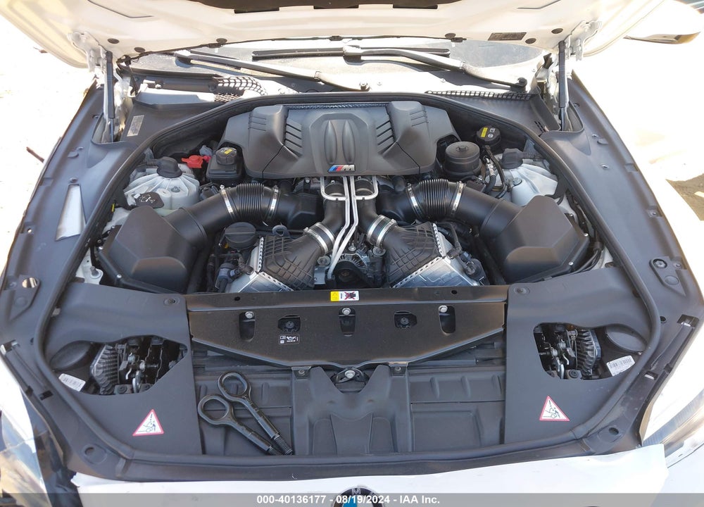 2016 BMW M6 GRAN COUPE VIN: WBS6E9C59GG437108