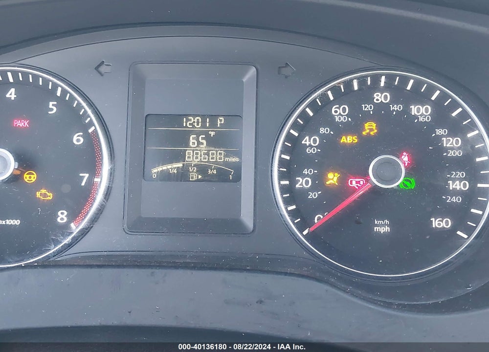 2014 VOLKSWAGEN JETTA 1.8T SE VIN: 3VWD17AJ4EM373283