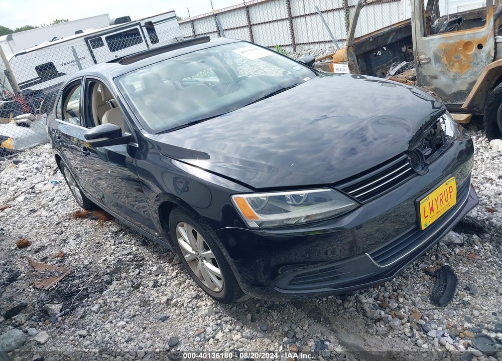 2014 VOLKSWAGEN JETTA 1.8T SE VIN: 3VWD17AJ4EM373283