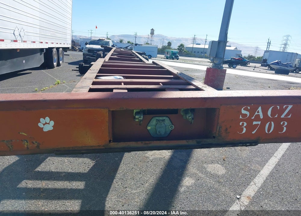 1993 STRICK FLATBED VIN: 1NNZF4527CM055986