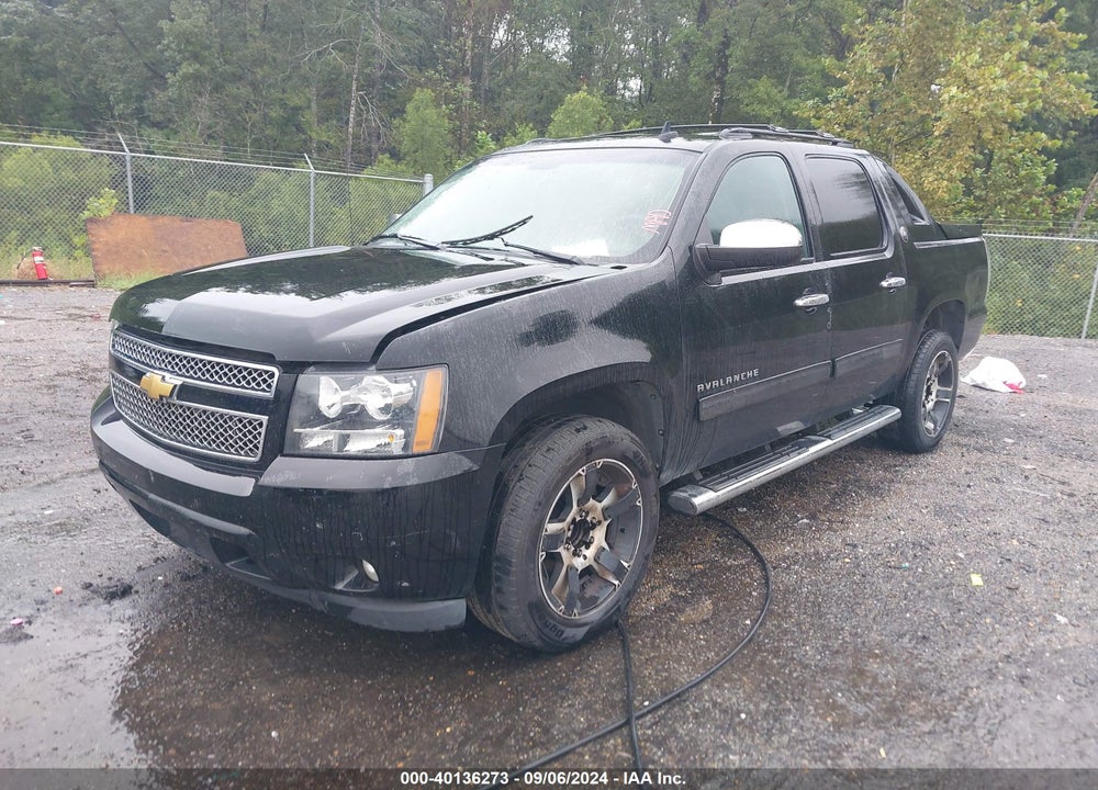 2013 CHEVROLET AVALANCHE LT VIN: 3GNMCFE04DG374155