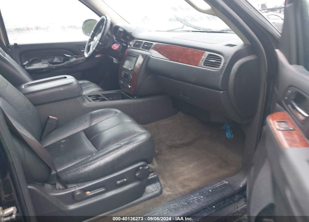 2013 CHEVROLET AVALANCHE LT VIN: 3GNMCFE04DG374155