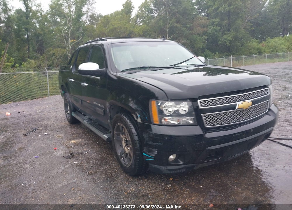 2013 CHEVROLET AVALANCHE LT VIN: 3GNMCFE04DG374155