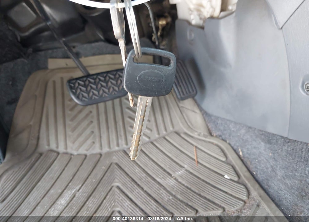 2003 TOYOTA RAV4 VIN: JTEGH20V430115831
