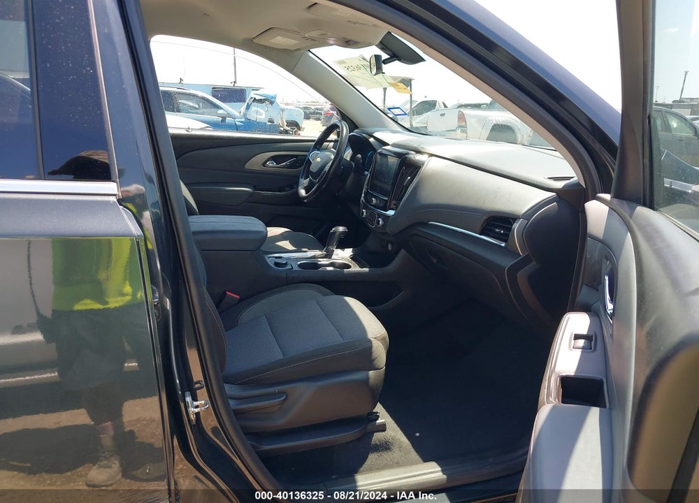 2018 CHEVROLET TRAVERSE 1LT VIN: 1GNERGKW5JJ200526