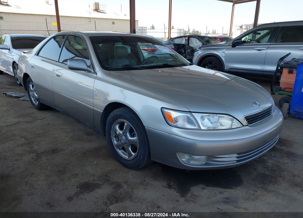 1998 LEXUS ES 300 VIN: JT8BF28G9W5048238