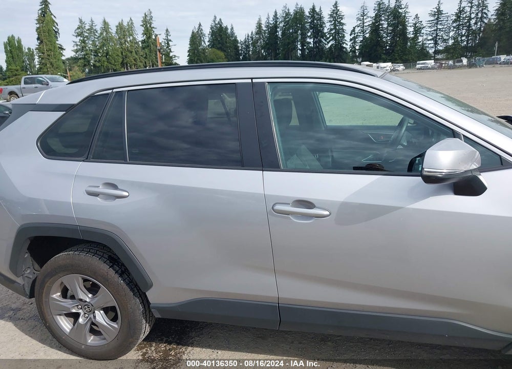 2022 TOYOTA RAV4 XLE VIN: 2T3P1RFV5NC263267