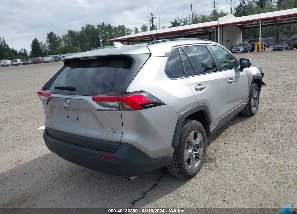 2022 TOYOTA RAV4 XLE VIN: 2T3P1RFV5NC263267