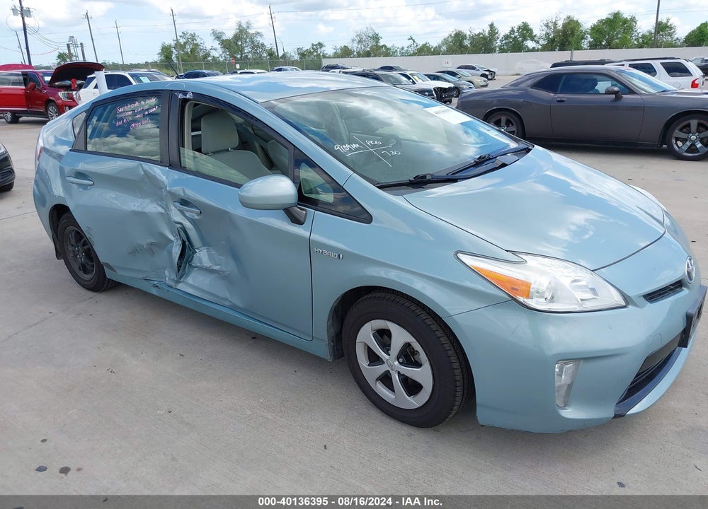 2014 TOYOTA PRIUS THREE VIN: JTDKN3DU2E1742510
