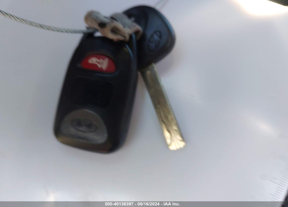 2013 HYUNDAI SONATA GLS VIN: 5NPEB4AC5DH783910