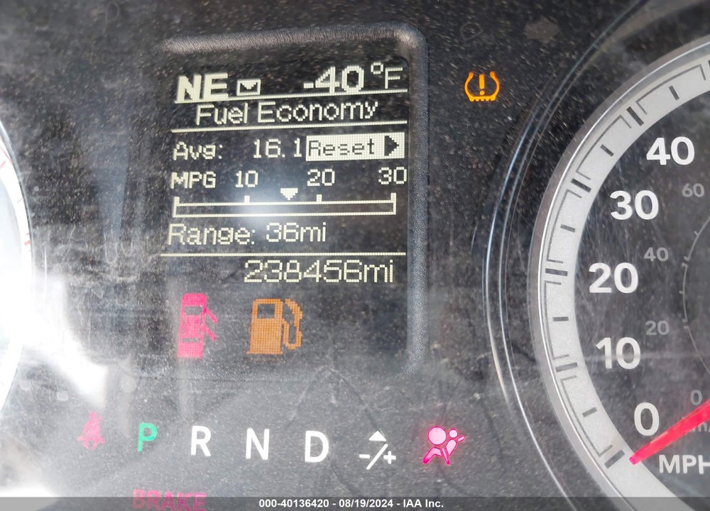 2016 RAM 2500 TRADESMAN VIN: 3C6UR5CL2GG123533