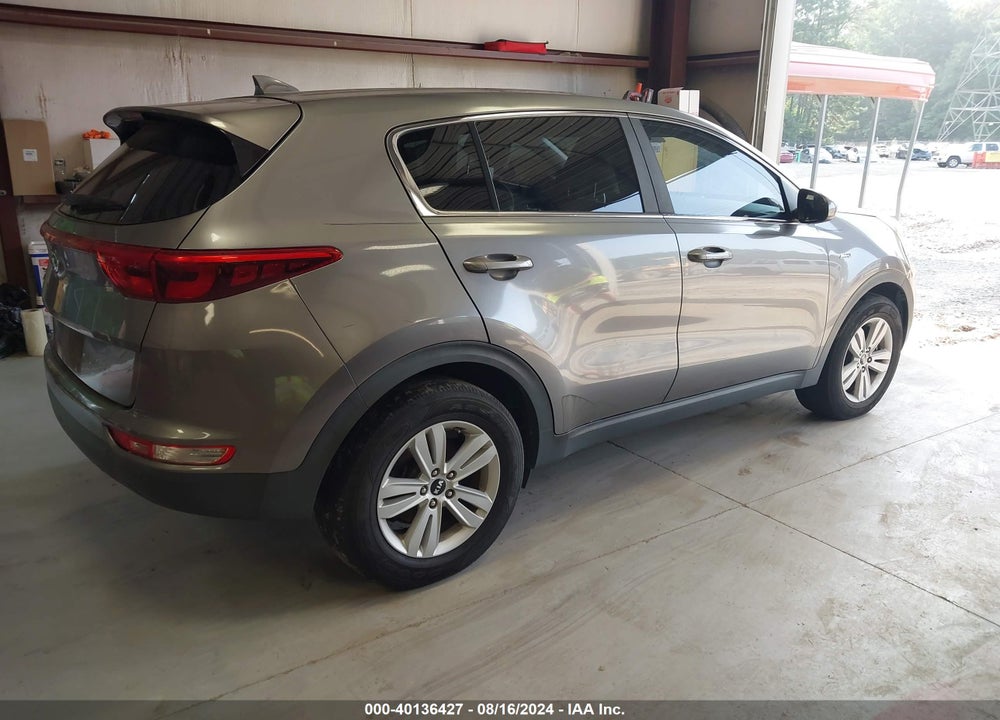 2017 KIA SPORTAGE LX VIN: KNDPMCAC7H7167021