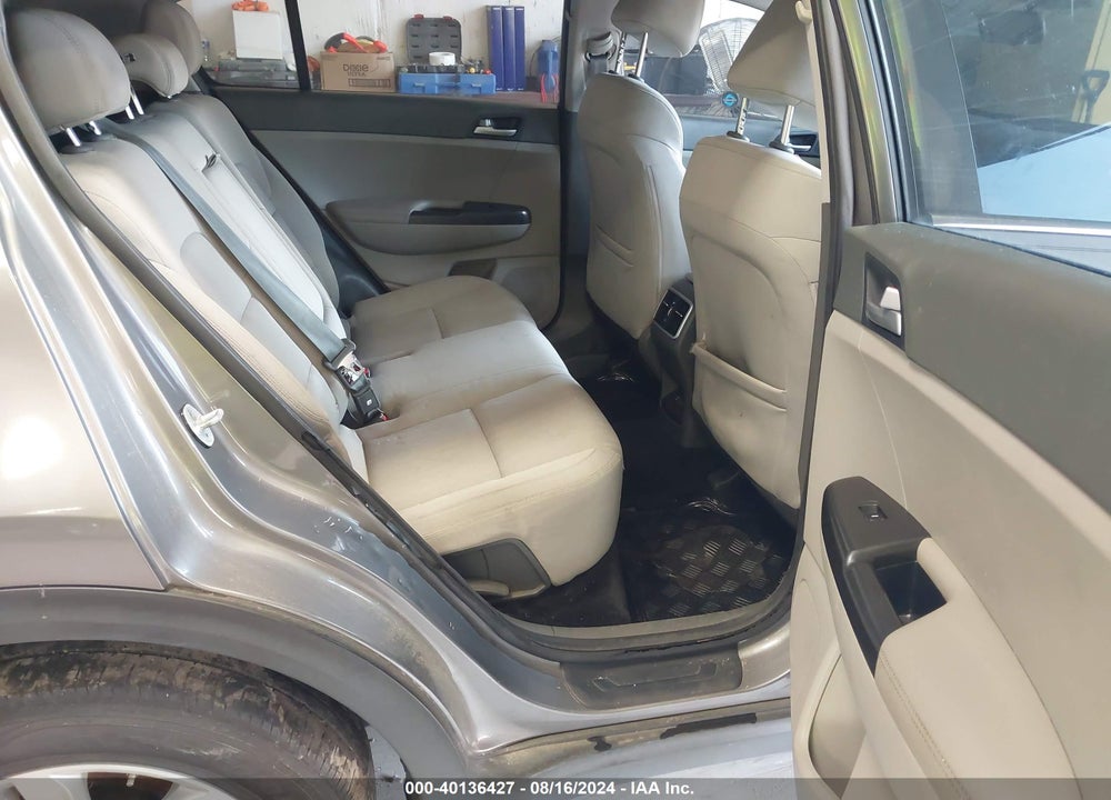 2017 KIA SPORTAGE LX VIN: KNDPMCAC7H7167021
