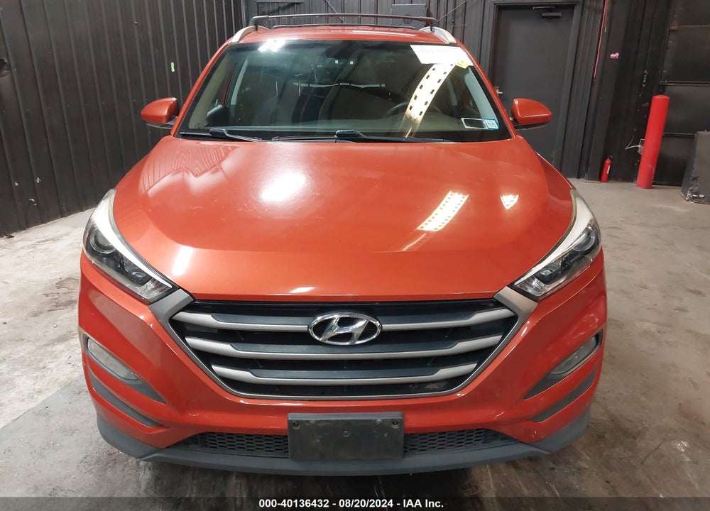 2016 HYUNDAI TUCSON SE VIN: KM8J3CA48GU200489