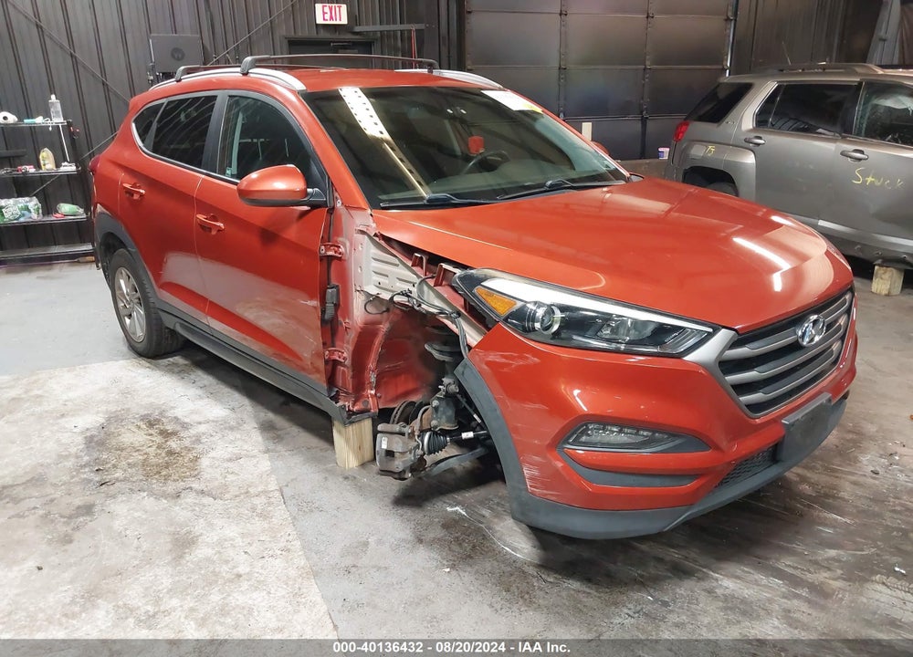 2016 HYUNDAI TUCSON SE VIN: KM8J3CA48GU200489
