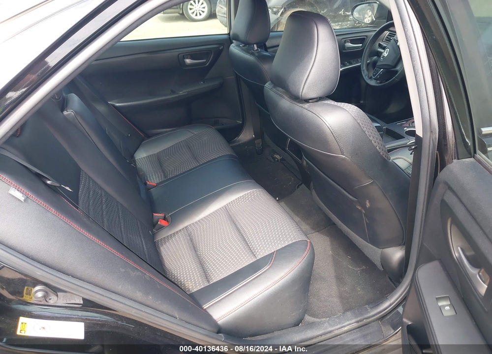 2015 TOYOTA CAMRY SE VIN: 4T1BF1FK6FU012429