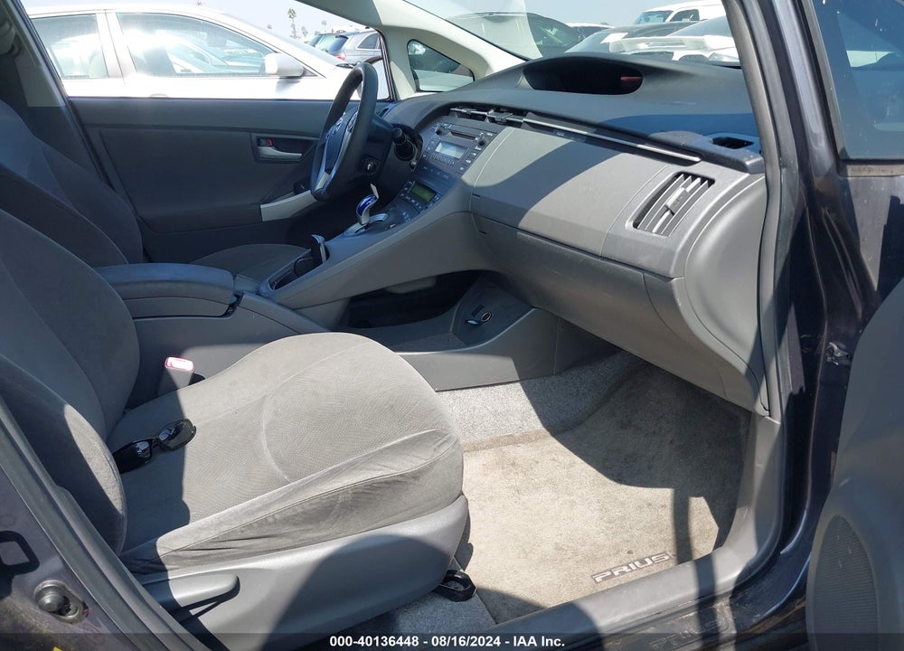 2011 TOYOTA PRIUS TWO VIN: JTDKN3DU2B1389343