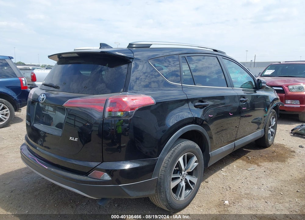2017 TOYOTA RAV4 XLE VIN: 2T3WFREV0HW393541