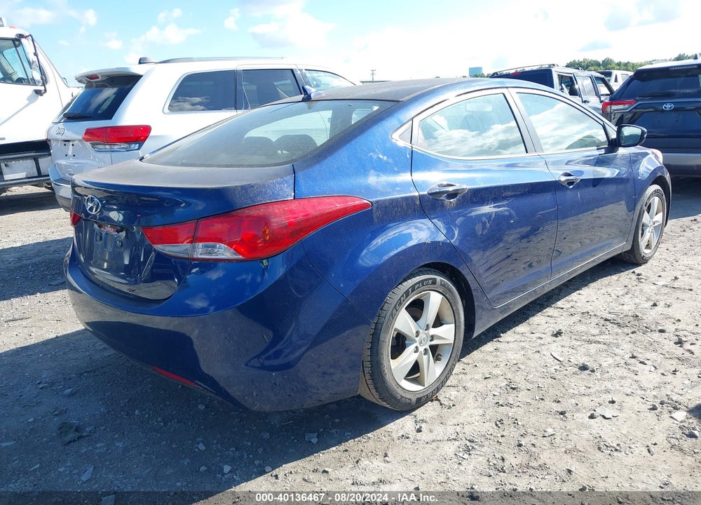2013 HYUNDAI ELANTRA GLS VIN: KMHDH4AE3DU788424