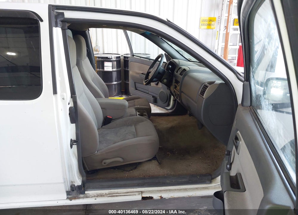 2004 CHEVROLET COLORADO VIN: 1GCCS196548141657