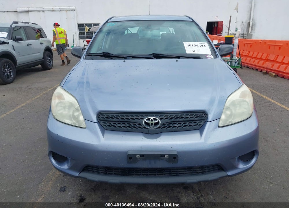 2005 TOYOTA MATRIX VIN: 2T1KR32E35C415075
