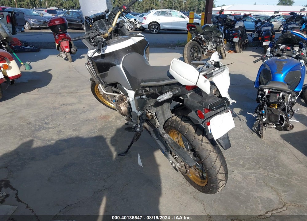 2019 HONDA CRF1000 A VIN: JH2SD044XKK300279