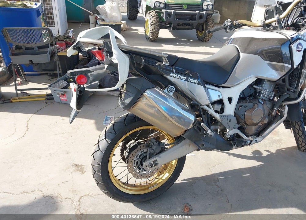 2019 HONDA CRF1000 A VIN: JH2SD044XKK300279