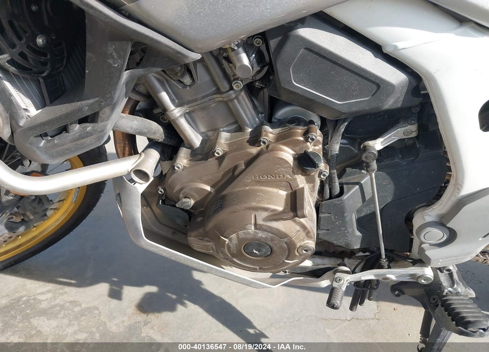 2019 HONDA CRF1000 A VIN: JH2SD044XKK300279