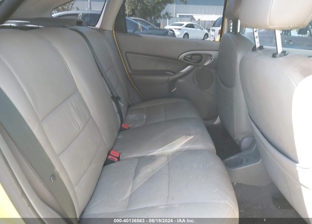 2004 FORD FOCUS ZX5 VIN: 3FAHP37Z34R122349