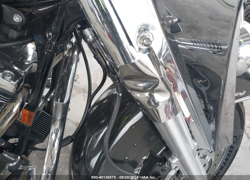 2006 HARLEY-DAVIDSON FLHRCI VIN: 1HD1FRW106Y628849