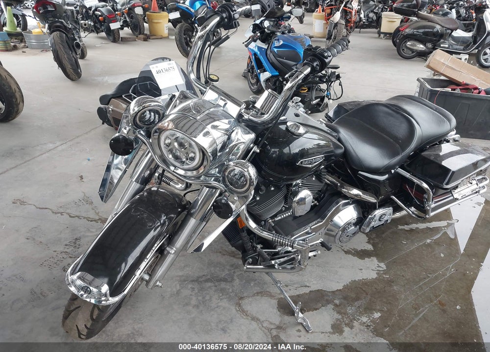 2006 HARLEY-DAVIDSON FLHRCI VIN: 1HD1FRW106Y628849