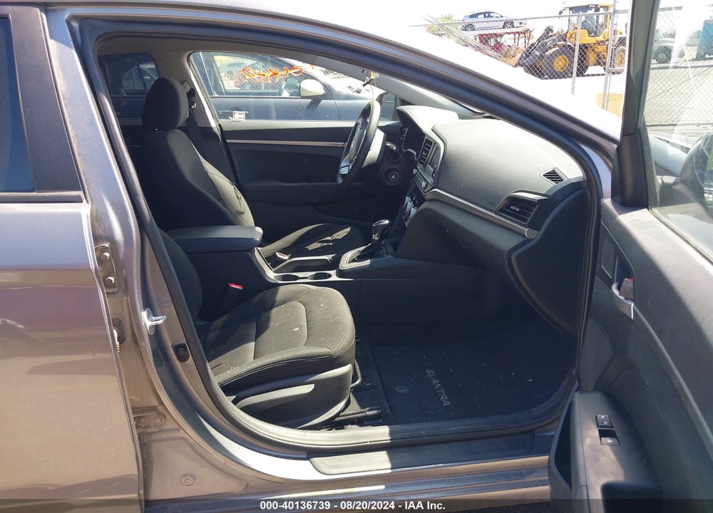 2019 HYUNDAI ELANTRA SE VIN: 5NPD74LF6KH436667