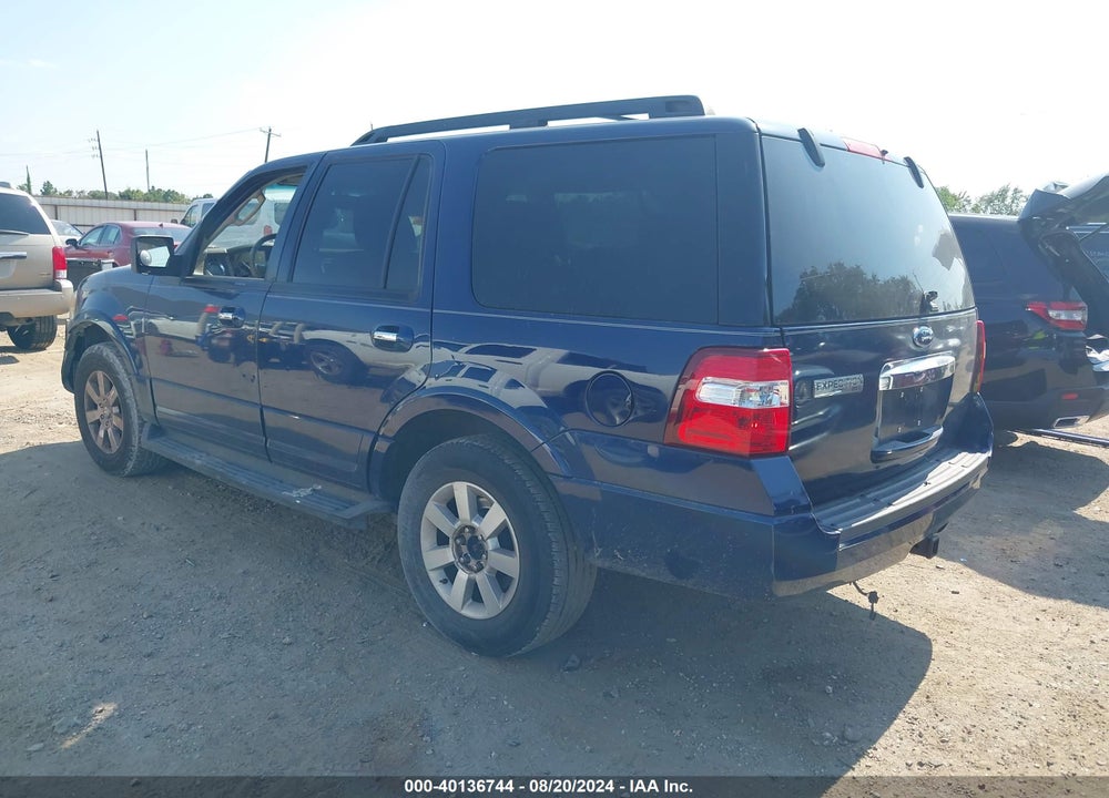 2010 FORD EXPEDITION XLT VIN: 1FMJU1F52AEA71072