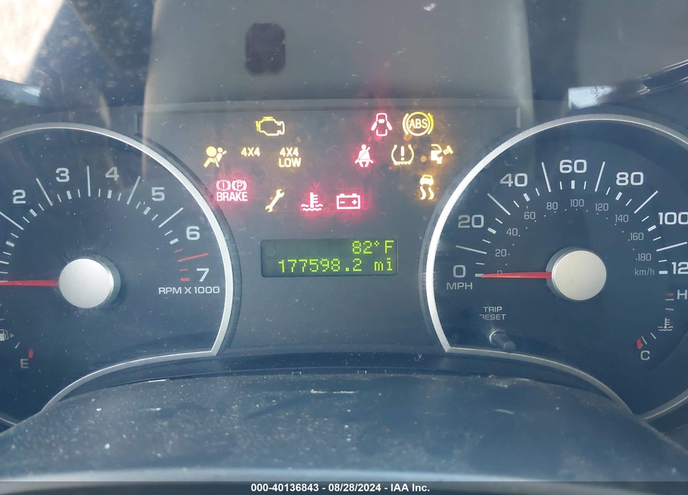 2006 FORD EXPLORER XLT VIN: 1FMEU73E46UA05970